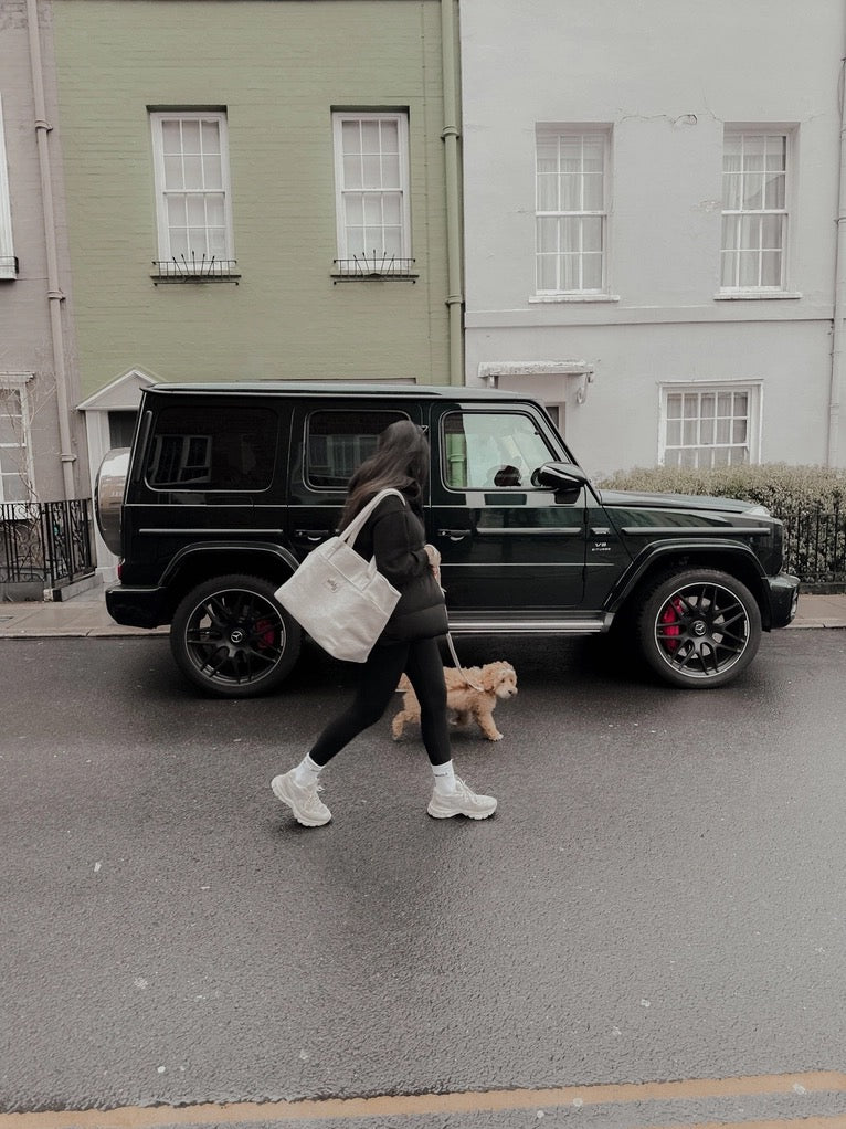 The Nest Boucle Carrier - Marshmallow