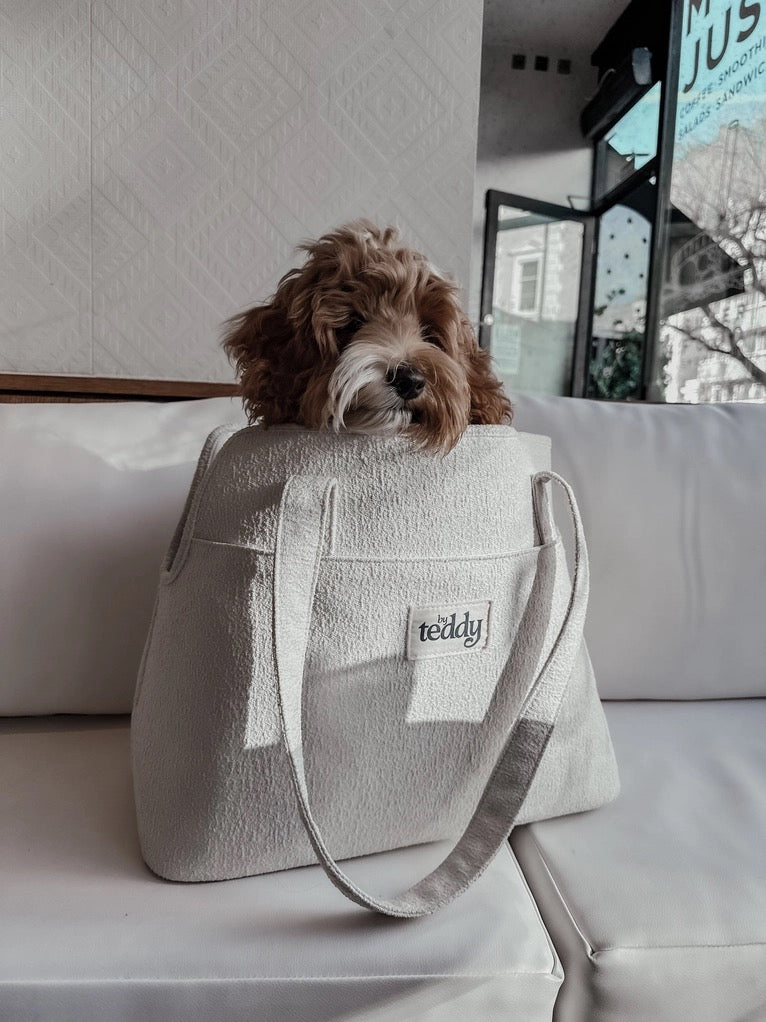 The Nest Boucle Carrier - Marshmallow