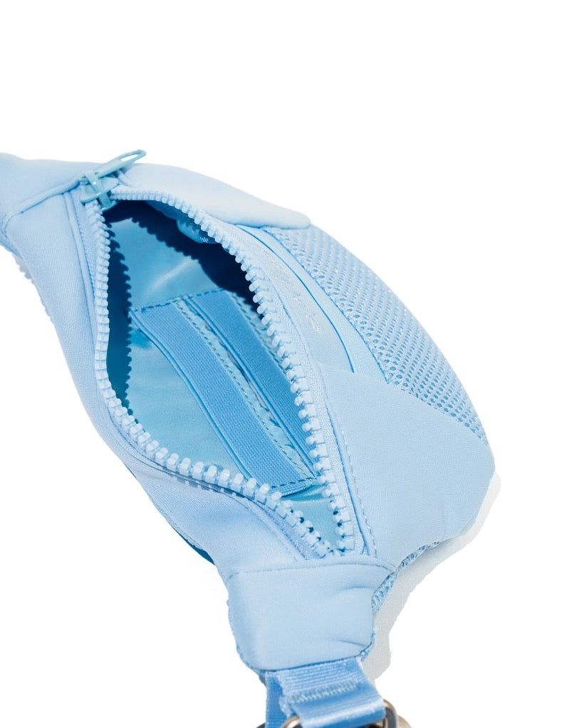 The Companion Lead with Sling Bag - Baby Blue