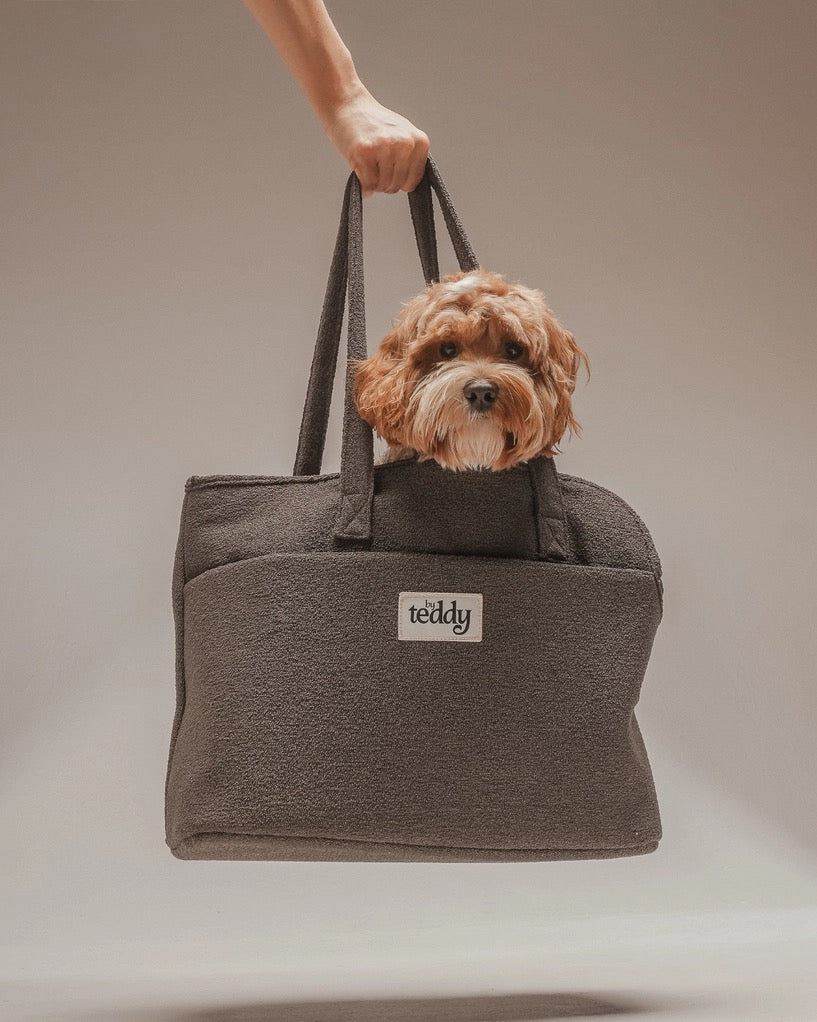 The Nest Boucle Carrier - Chocolate