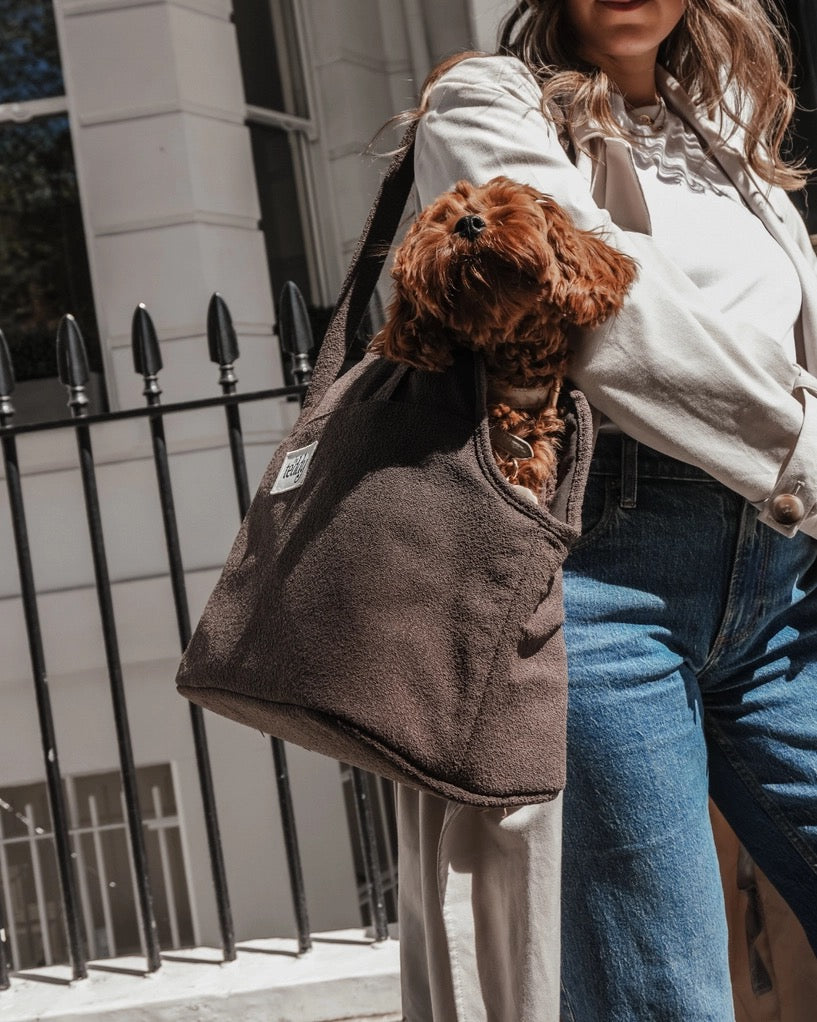 The Nest Boucle Carrier - Chocolate