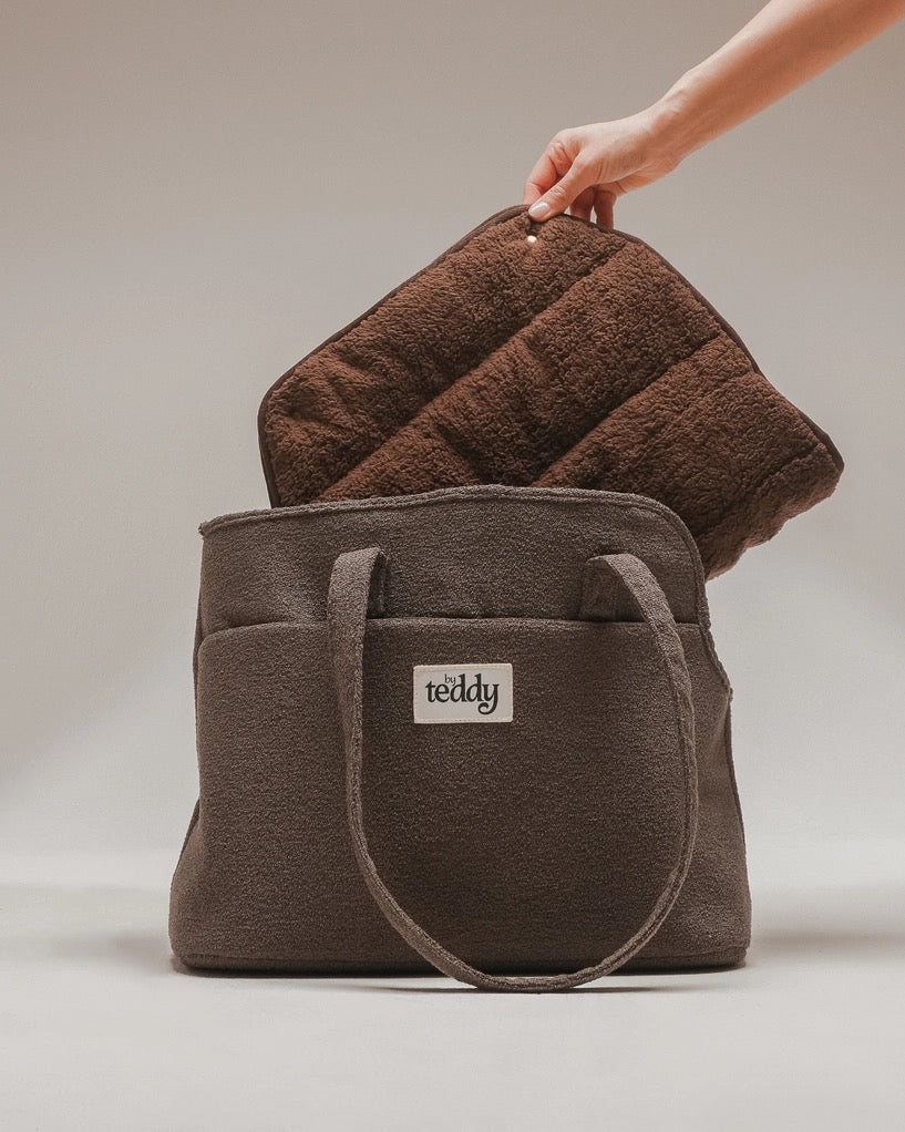 The Nest Boucle Carrier - Chocolate
