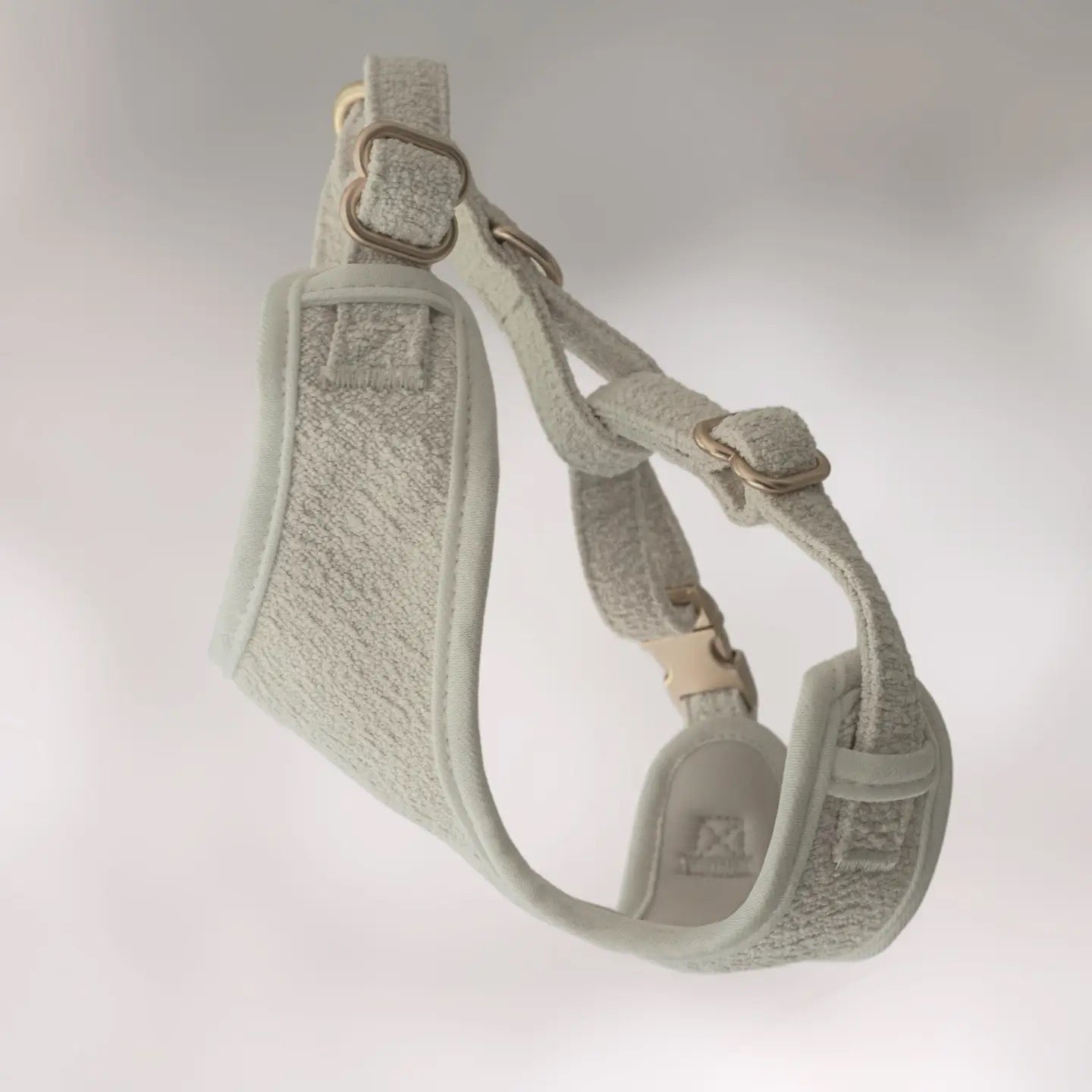 The Nest Bouclé Harness - Marshmallow